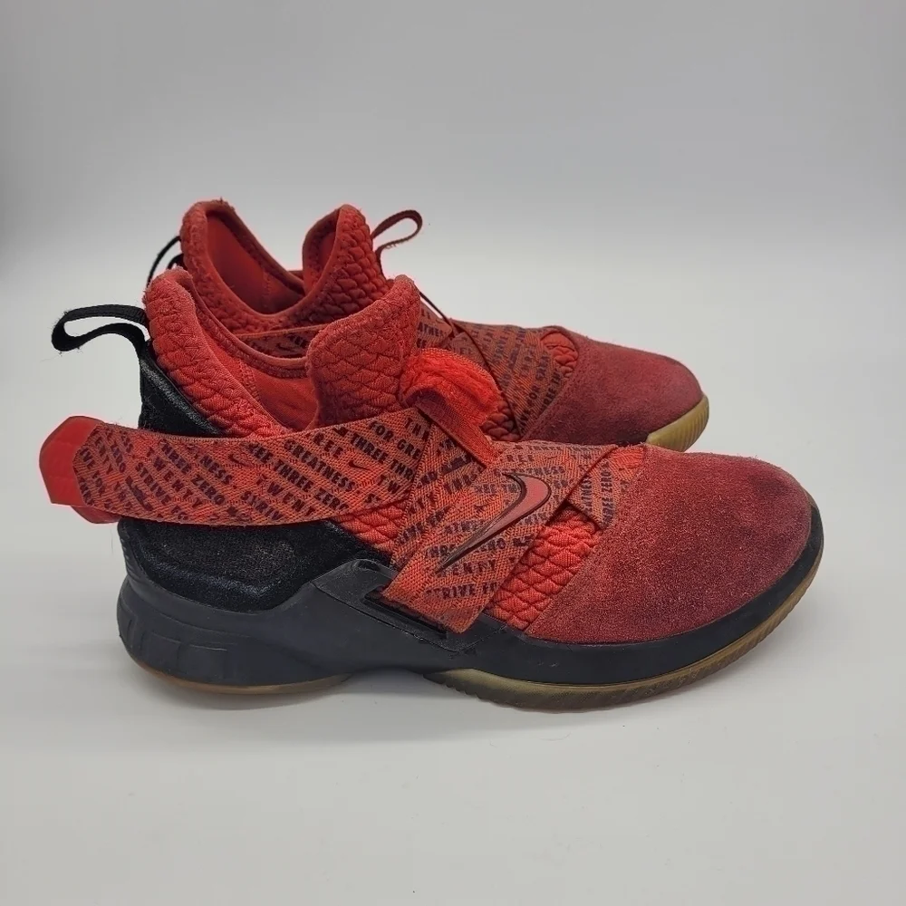Nike LeBron Soldier XII Red/Black Kids Shoes 5 Youth 6.5 Women